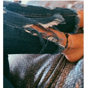 *New* Distressed jeans